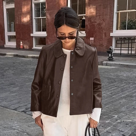 Damen Modische Kunstlederjacke mit praktischen Taschen und elegantem Kragen EB