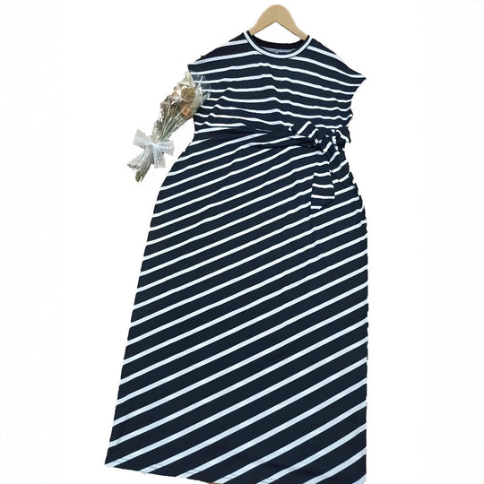 Damen Wickelkleid mit asymmetrischem Streifenmuster und tailliertem Schnitt EB