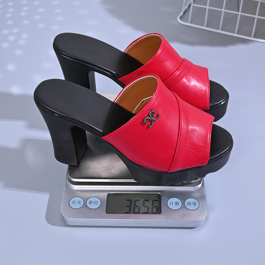 Damen Plateau-Pantoletten mit elegantem Riemendesign und bequemer Sohle EB
