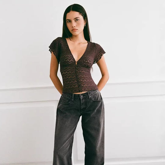 Damen Verspieltes Spitzenoberteil mit fließendem Design und kurzen Puffärmeln EB