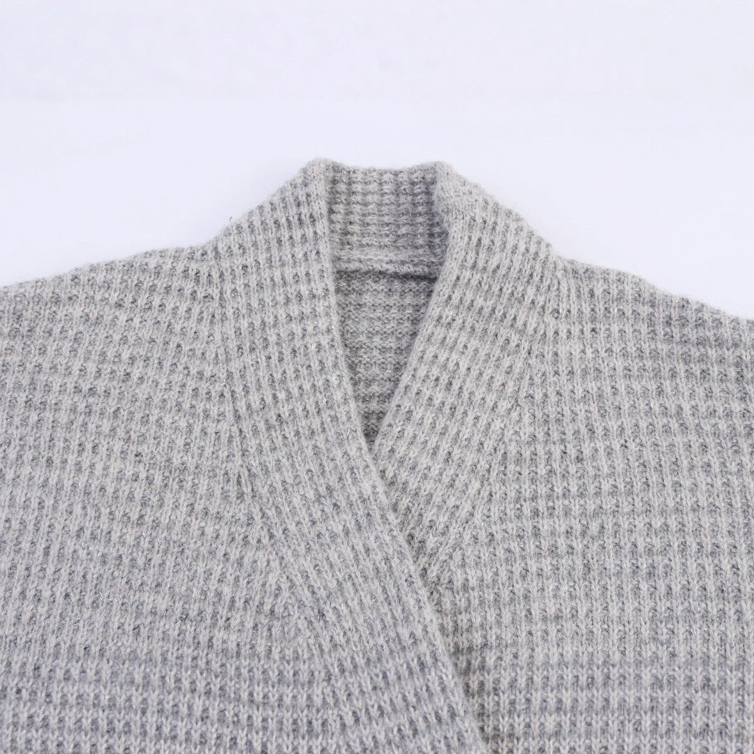 Damen Strickjacke mit doppelter Knopfleiste und hoher Kragen EB