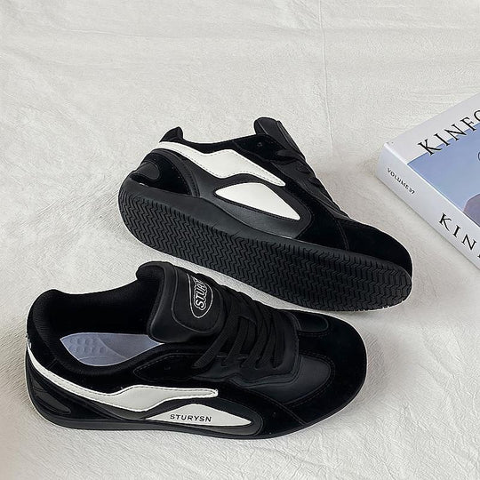 Damen Retro-Inspirierte Sneakers mit atmungsaktivem Obermaterial EB