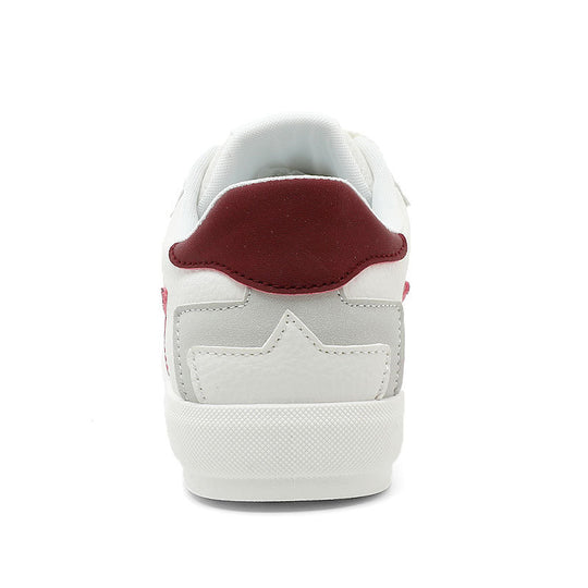Damen Sportliche Sneaker mit perforiertem Obermaterial und robustem Gummizug EB