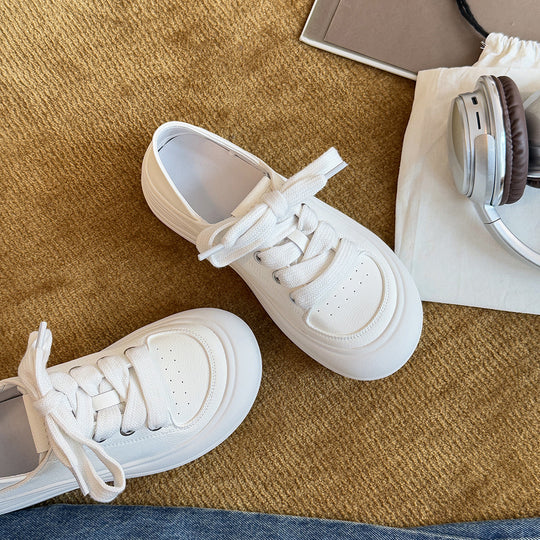 Damen Bequeme und stilvolle Sneakers im minimalistischen Design EB