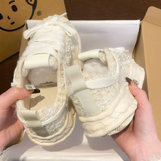 Damen Sneakers mit luxuriösen Details EB