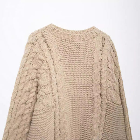 Damen Strickpullover im lässigen Oversize-Schnitt mit aufwendigem Zopfmuster EB