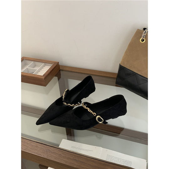 Damen spitze Pumps mit dekorativer Kettenapplikation EB