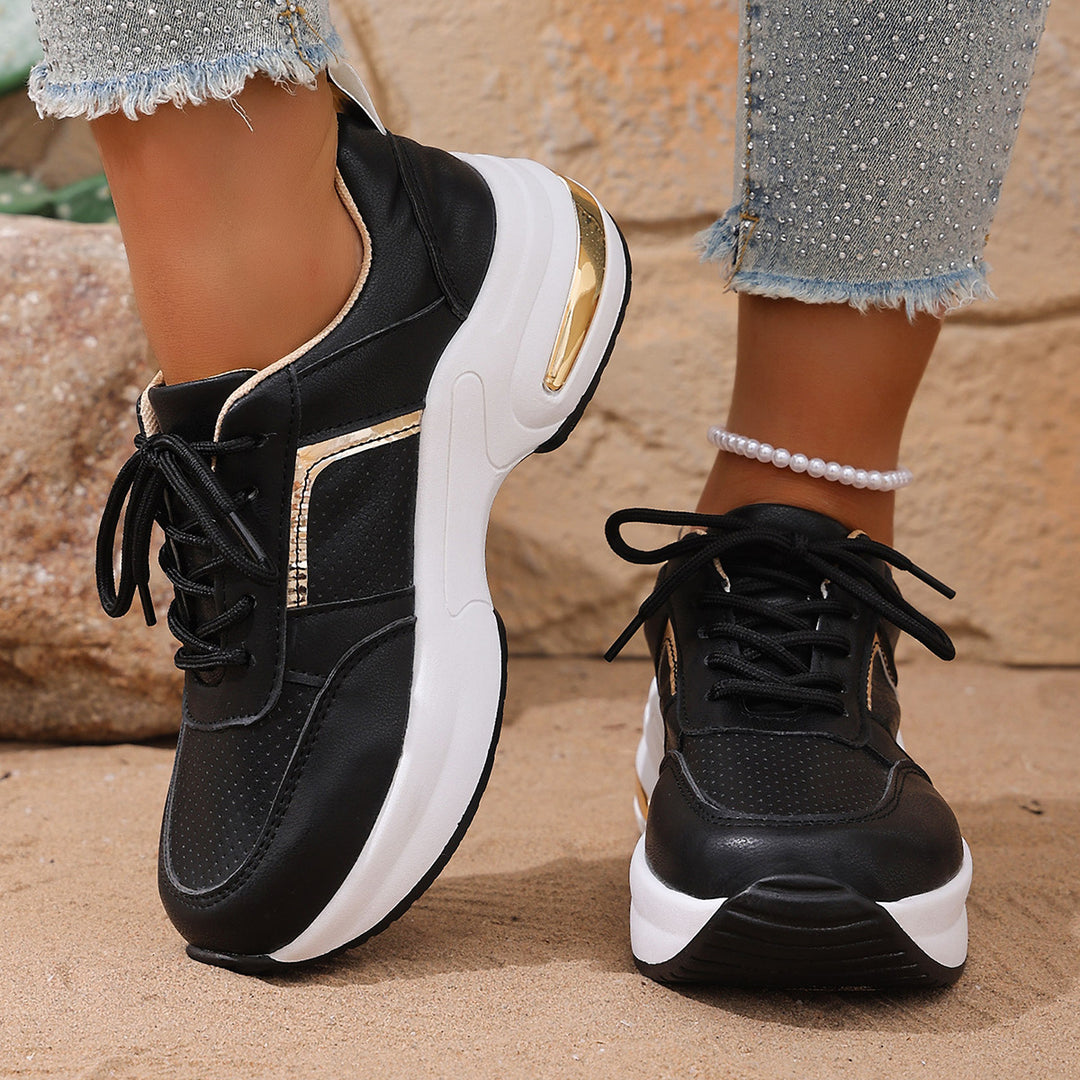 Damen Sneakers mit atmungsaktivem Mesh-Obermaterial und stilvollen Metallic-Akzenten EB