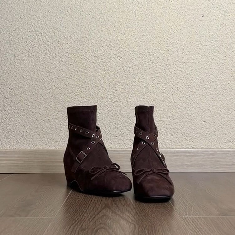 Damen Stiefeletten mit modischem Schnallenakzent und elegantem Schaft EB