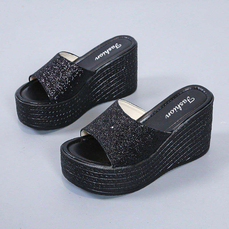 Damen nan offene Plateau-Mule mit glitzerndem Riemen, geprägter Keilsohle und gepolstertem Komfortfußbett EB