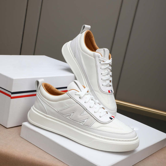 Damen Sportliche Sneakers mit luxuriösem Leder und rutschfester Laufsohle EB