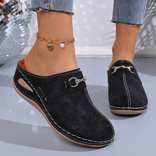 Damen Komfortable Clogs mit eleganter Verzierung EB
