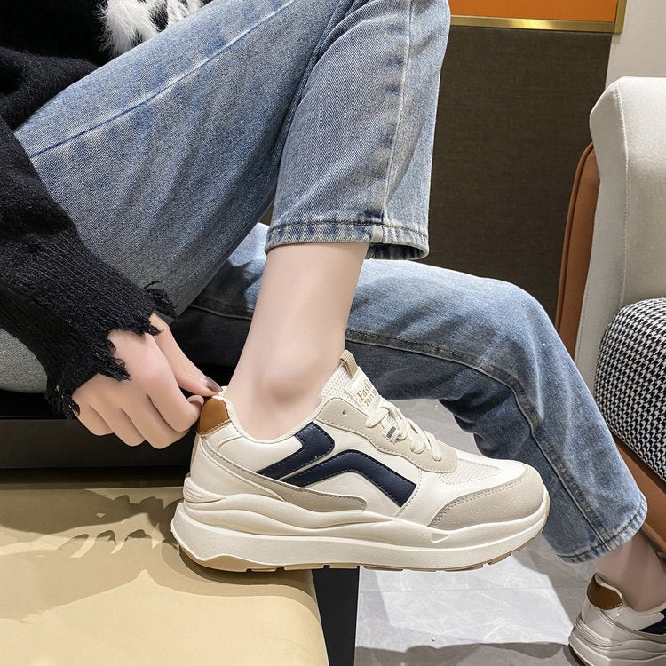 Damen Sneaker mit dämpfender Laufsohle und atmungsaktivem Obermaterial EB