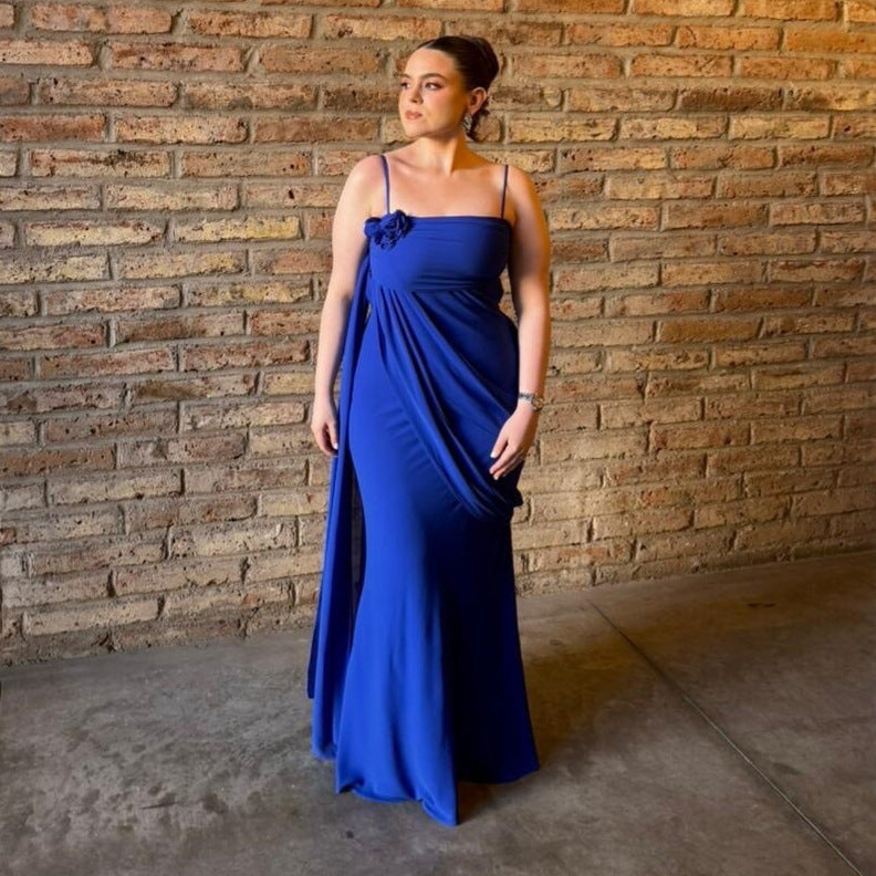Damen trägerloses Abendkleid mit eleganter Drapierung EB