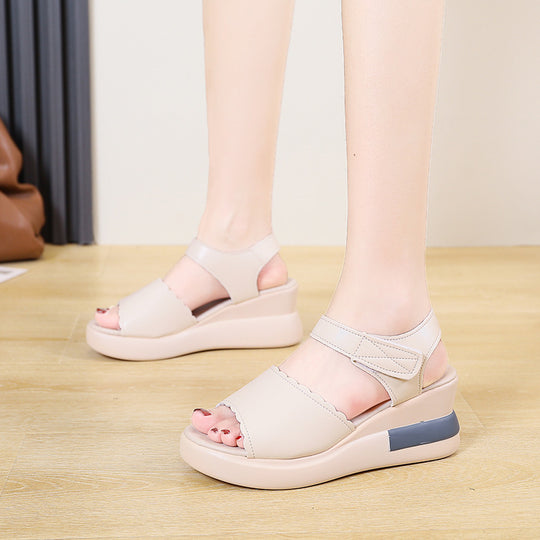 Damen Wedge-Sandalen mit komfortablem Fußbett und elegantem Riemendesign EB