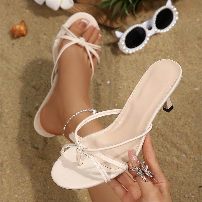 Damen Elegante Kitten‑Heel Mules mit zarten Knoten‑Riemchen und offenem Zehenbereich EB