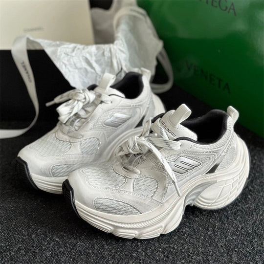 Damen Sportliche Läufersneaker mit ergonomischem Sohlenprofil und atmungsaktivem Mesh-Obermaterial EB