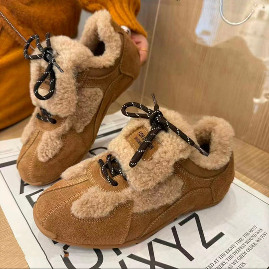 Damen Sneaker mit kuscheligem Lammfell und rutschfester Sohle EB