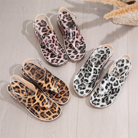 Damen Komfort-Sandaletten mit elegantem Leopardenmuster und verstellbarem Riemendesign EB
