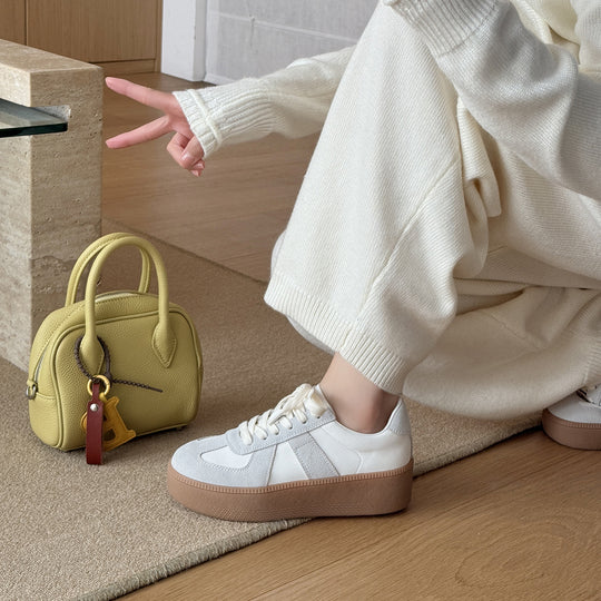 Damen Sneakers im sportlich-eleganten Design mit atmungsaktiver Obermaterialkombination und rutschfester Sohle EB