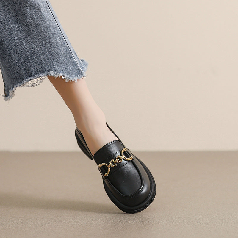 Damen Mokassin-Slipper mit elegantem Schnallenakzent und komfortabler Sohle EB