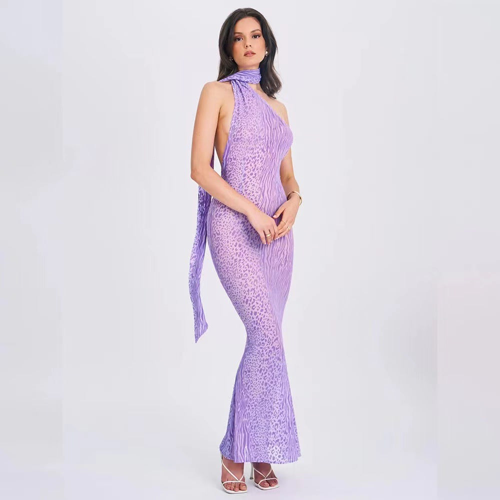 Damen Elegantes Maxikleid mit asymmetrischem Schnitt und zarter Tiermotiv-Optik EB