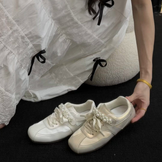 Damen Mode Sneaker mit luxuriösem Perlenakzent EB