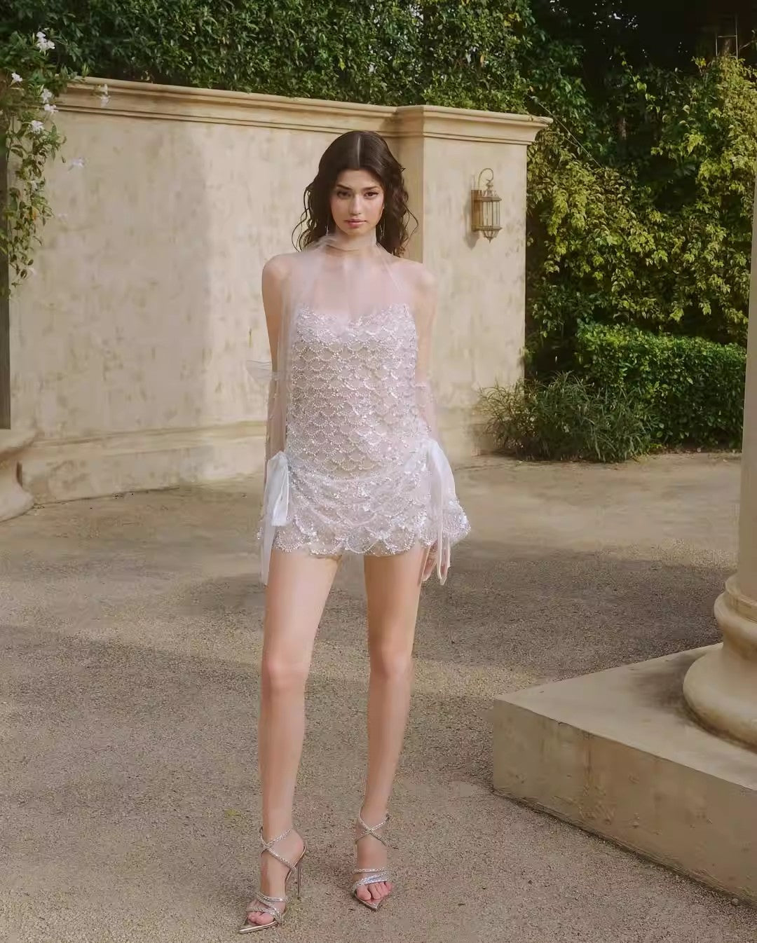 Damen Transparentes Abendkleid mit eleganten Pailletten und Rüschendetails EB