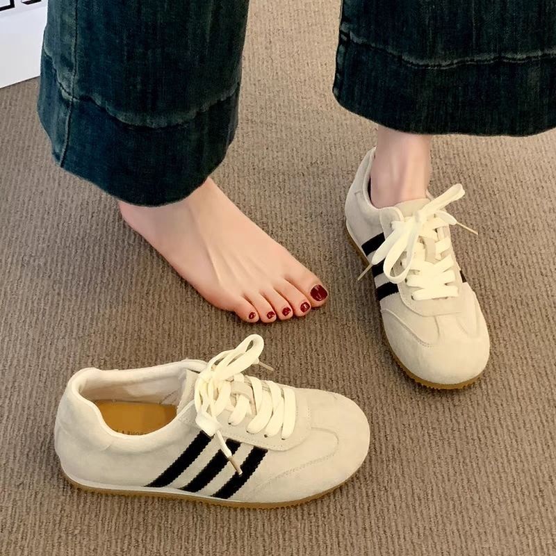 Damen Sportliche Sneakers mit rutschfester Sohle und weichem Obermaterial EB
