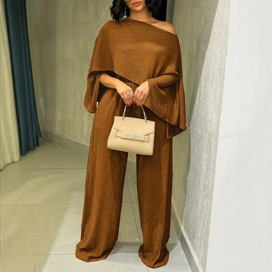 Damen Zweiteiliges Strukturiertes Loungewear‑Set mit Cropped‑Capeoberteil und Maxirock mit Seitenschlitz EB
