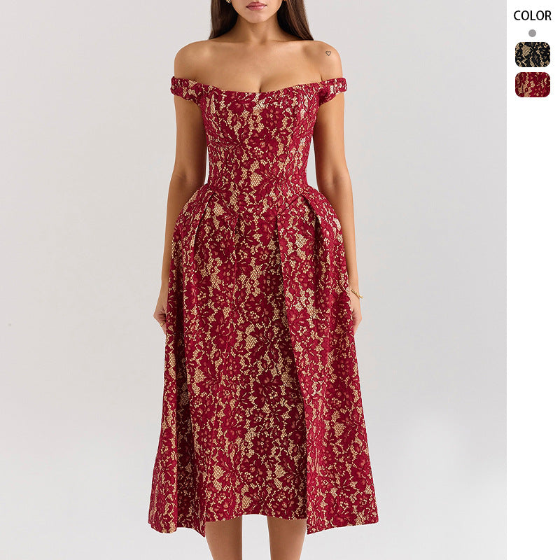 Damen Abendkleid mit raffinierten Spitzenapplikationen und elegantem Schnitt EB