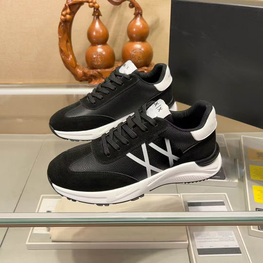 Damen Sportliche High-Performance Sneakers mit atmungsaktiver Mesh-Oberfläche und dämpfender Sohle EB
