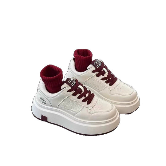 Damen Plattform Sneakers mit einzigartigem Obermaterial und ergonomischer Passform EB