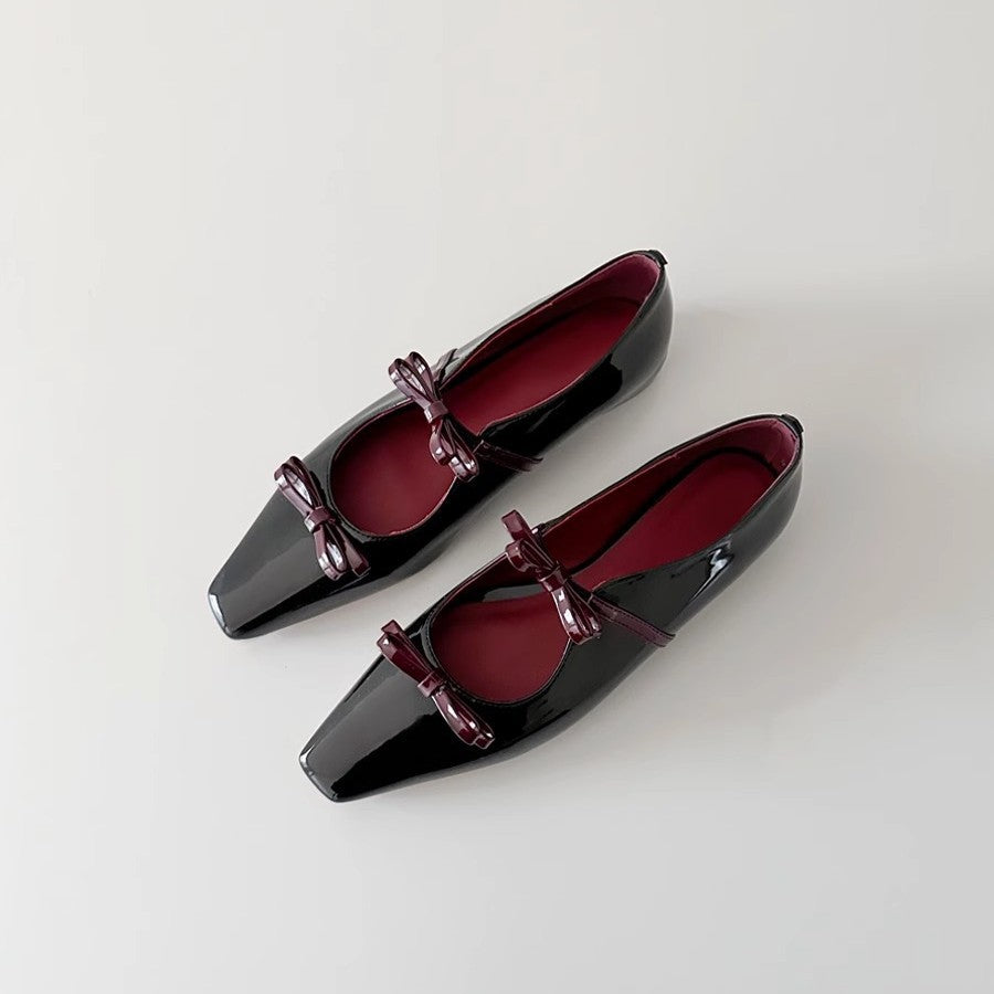 Damen Ballerinas mit schimmernder Metallic-Oberfläche und verspieltem Schleifendetail EB