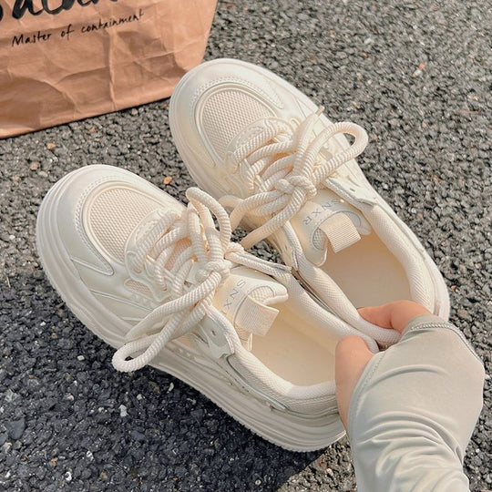 Damen Sportliche Sneaker im modernen Design mit innovativer Dämpfungstechnologie EB