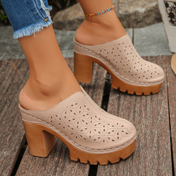 Damen Offene Clogs mit floralem Cut-Out Design und klobigem Absatz EB