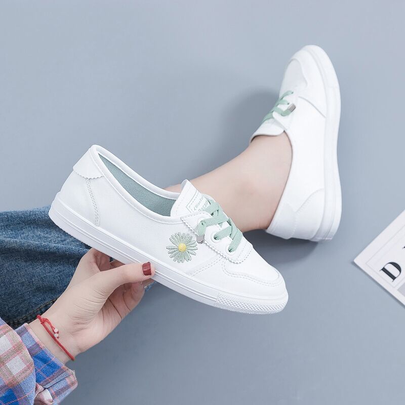 Damen Sneaker mit floralem Stickdesign und atmungsaktivem Obermaterial EB