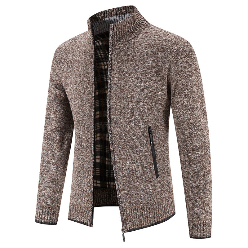 Herren Strickjacke mit hohem Kragen und praktischen Reißverschlusstaschen EB