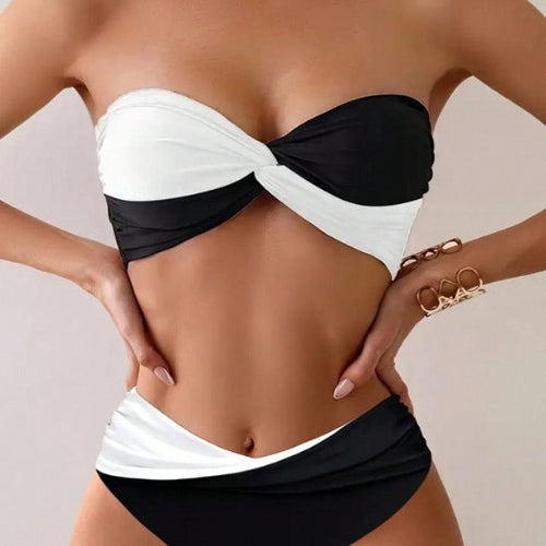 Damen Bandeau-Bikini mit stylischem Wickel-Design EB
