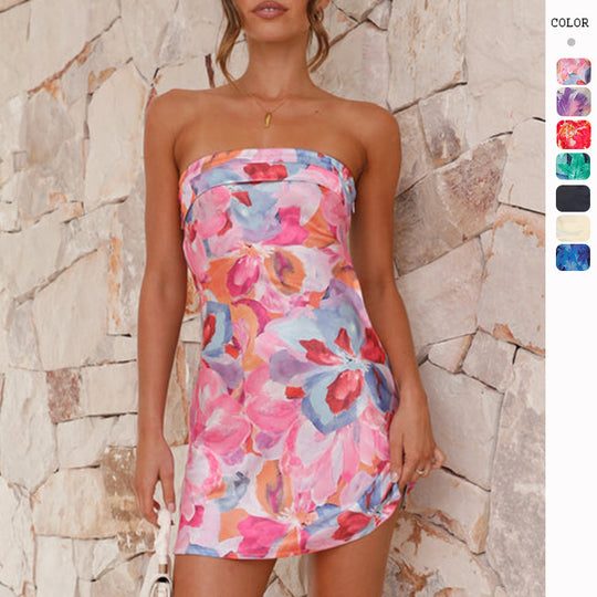 Damen flirtendes Minikleid im Bandeau-Stil mit floralen Akzenten und schwingendem Saum EB