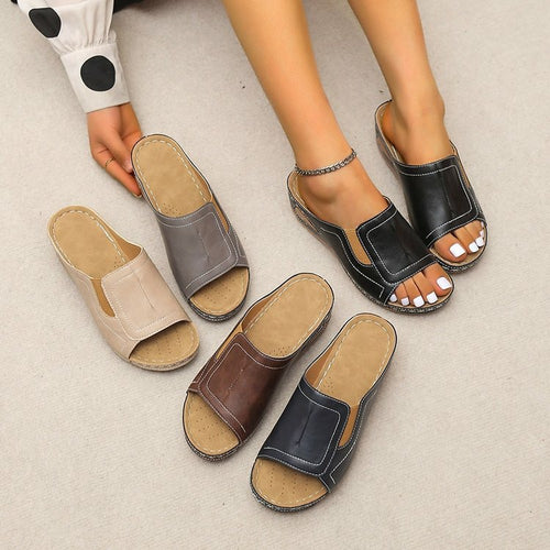 Damen lässige Leder-Sandalen mit verstellbarem Riemen und anatomischem Fußbett EB