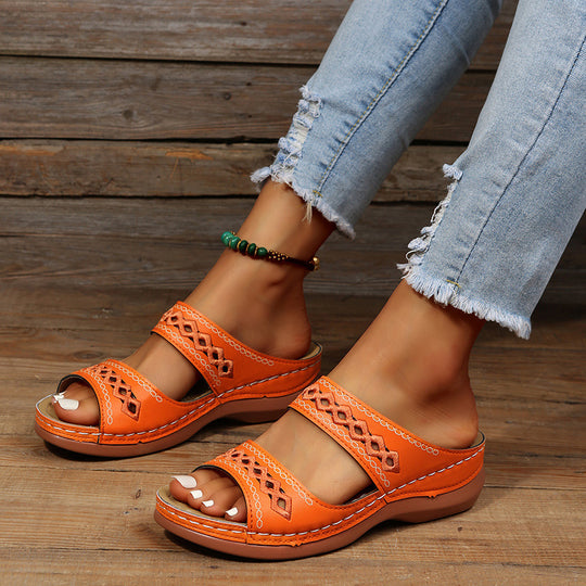 Damen Komfort-Sandalen mit doppeltem Riemen, Stickerei und gepolstertem Fußbett EB