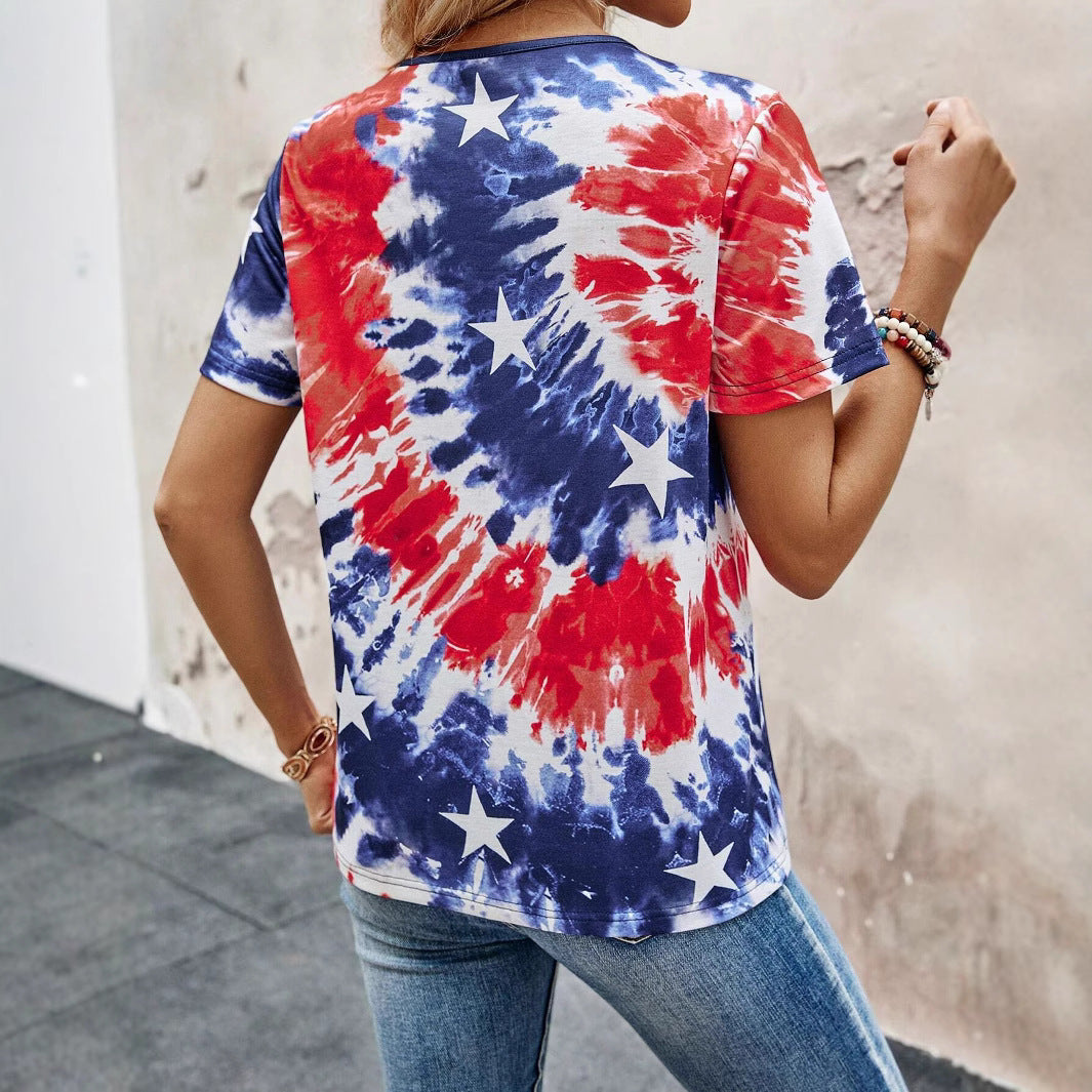 Damen Kurzarm T-Shirt mit knöpfbarem Ausschnitt und verspieltem Batik-Design EB