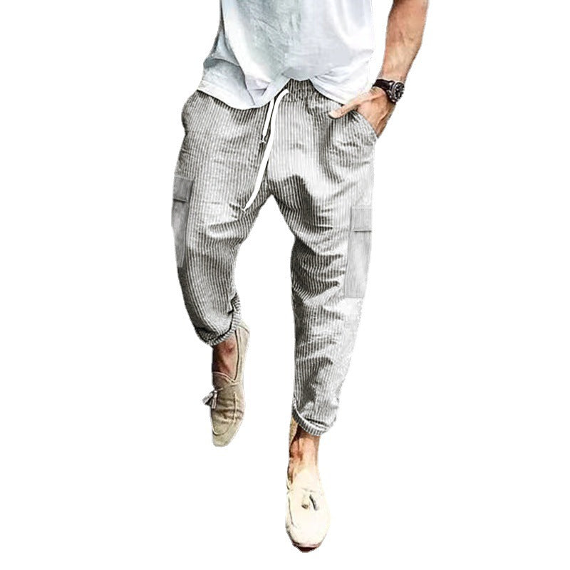Herren nan Cord-Cargo-Jogginghose mit elastischem Tunnelzugbund, aufgesetzten Klappentaschen und tapered Bein EB
