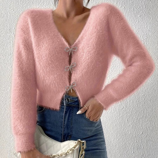 Damen Flauschiger Cropped-Cardigan mit V-Ausschnitt und Schleifen‑Verschlüssen EB