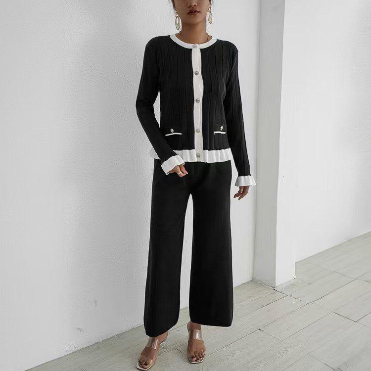 Damen Eleganter Strickanzug mit feinen Rippdetails und zeitlosem Design EB
