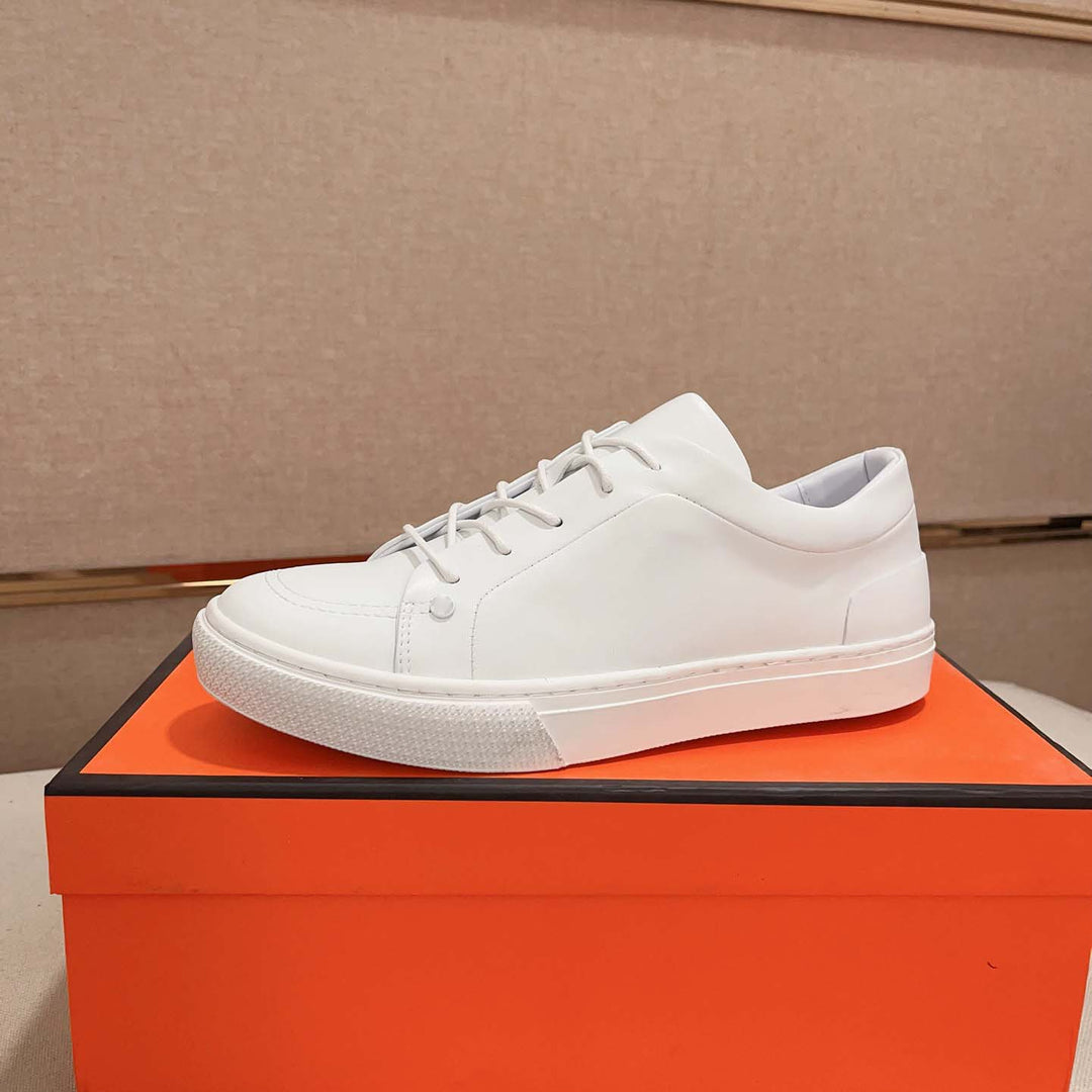 Damen Sneakers im minimalistischen Design mit hochwertigen Lederakzenten von EB