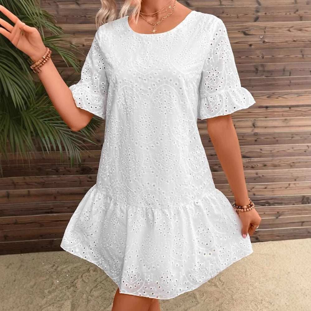 Damen Sommerliches Spitzenkleid mit voluminösen Rüschensäumen EB
