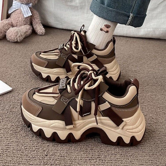 Damen Sportliche Chunky Sneaker mit flexibler Sohle und atmungsaktivem Obermaterial EB