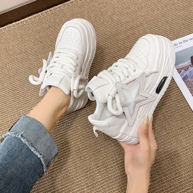 Damen Sportliche Sneakers mit modischem Sternen-Motiv und innovativer Dämpfung EB
